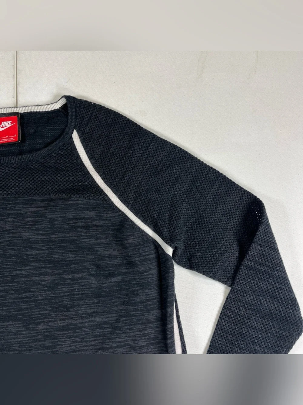 Nike Tech Knit Crew Sweatshirt Black White Training Gym Pockets Women’s L